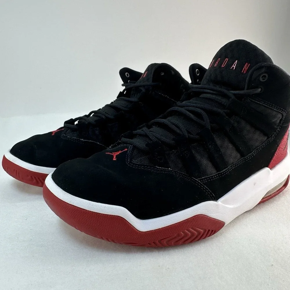 Jordan Max Aura AQ9084-023 Black Gym Red White Men's Size 9 Basketball Shoes
